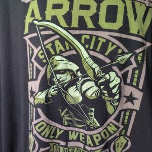 Marvel arrow men's 2xl tshirt